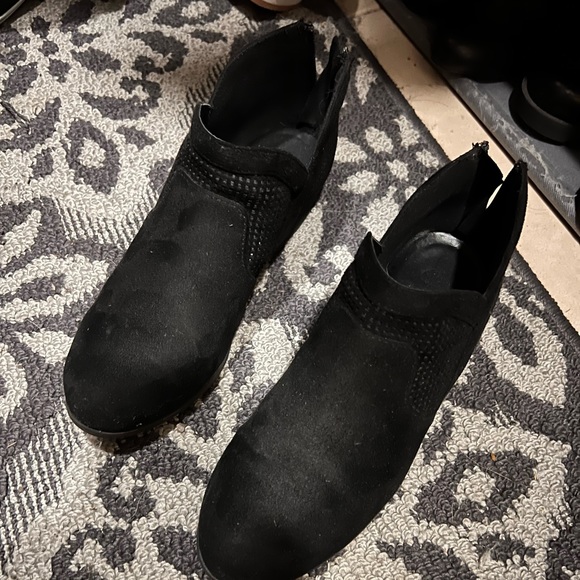 Black ankle booties - Picture 2 of 2